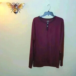 The North Face, burgundy, XL long sleeve shirt
